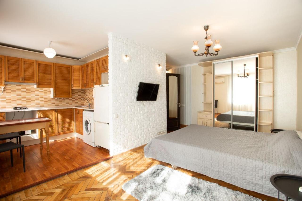 Cosy flat in the city centre Mykolajiv Exteriér fotografie